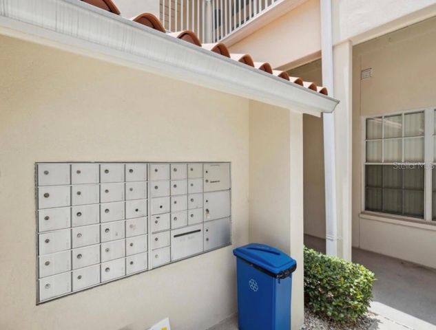 701 MIRROR LAKE DRIVE N 317, St Petersburg, FL 33701
