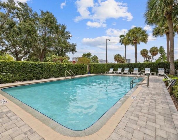 701 MIRROR LAKE DRIVE N 317, St Petersburg, FL 33701