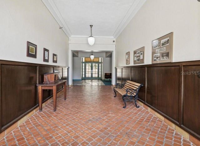 701 MIRROR LAKE DRIVE N 317, St Petersburg, FL 33701