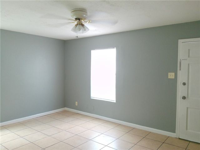 4330 Spring St, Corpus Christi, TX 78415