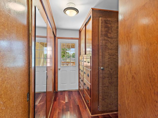1301 Tower Lane, Cary, IL 60013