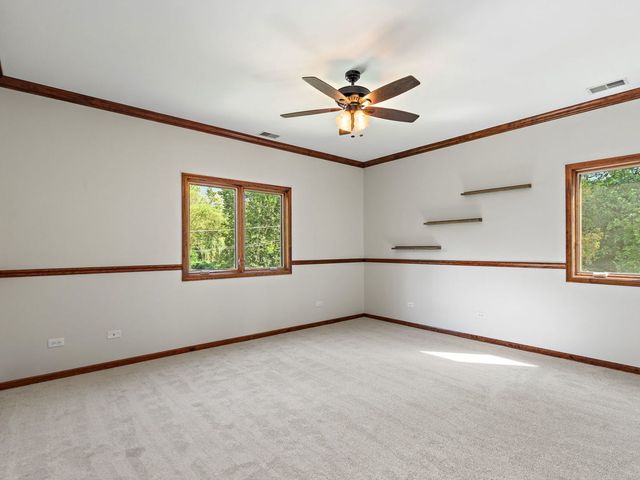 1301 Tower Lane, Cary, IL 60013