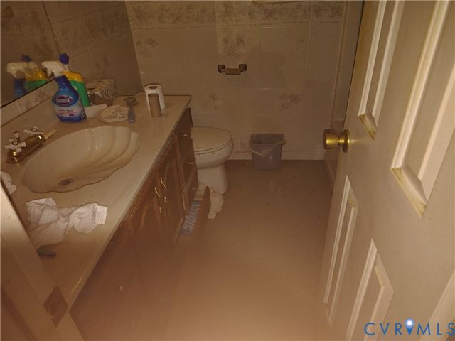 3902 Yorktown Dr, Hopewell, VA 23860