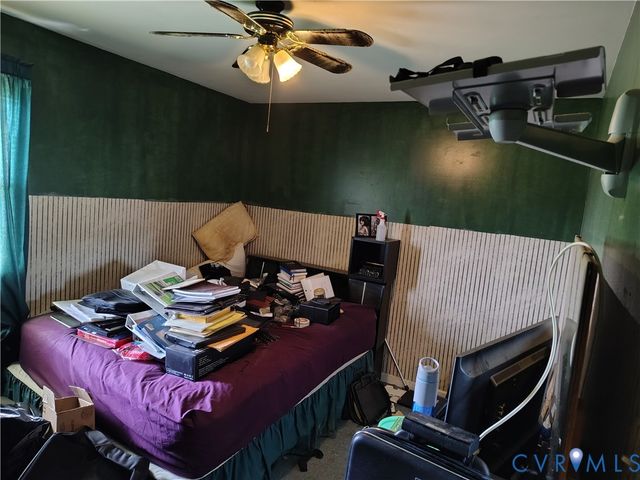 3902 Yorktown Dr, Hopewell, VA 23860