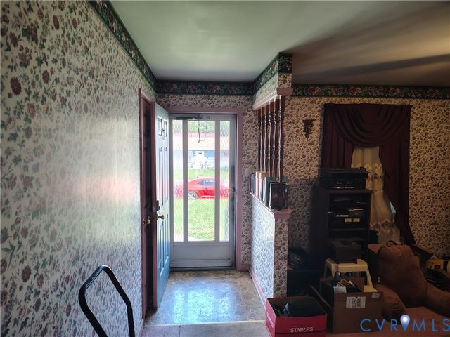 3902 Yorktown Dr, Hopewell, VA 23860