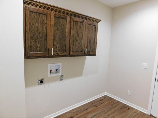 507 W 3rd Street, Holden, MO 64040