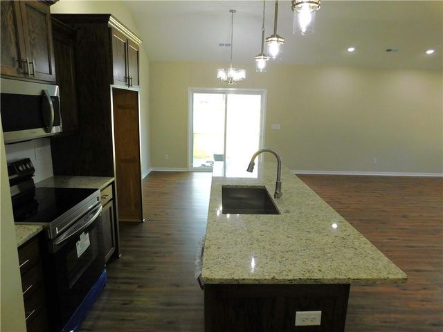 507 W 3rd Street, Holden, MO 64040