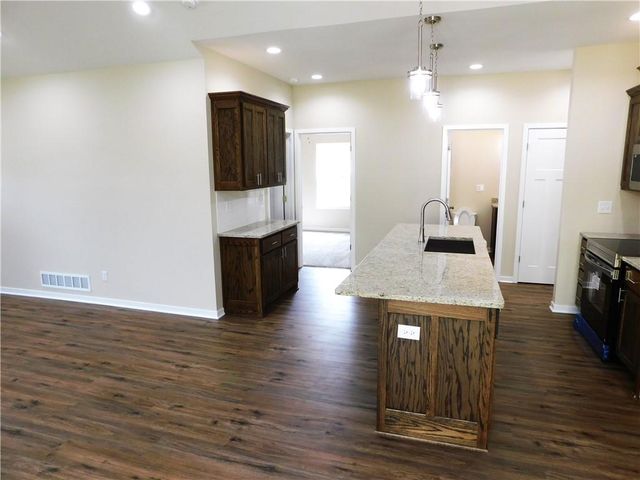 507 W 3rd Street, Holden, MO 64040