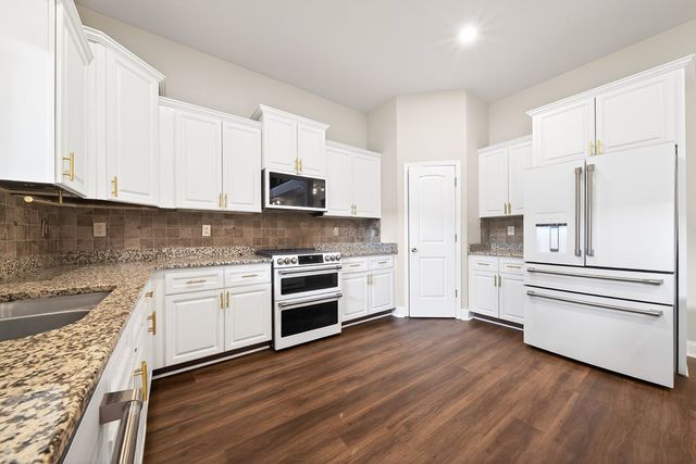 27 Bradley Drive, Fort Mitchell, AL 36856