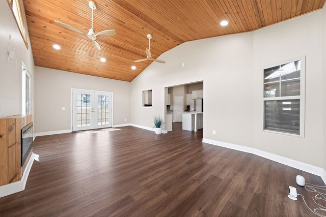 27 Bradley Drive, Fort Mitchell, AL 36856