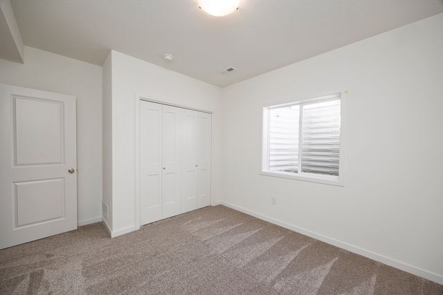 8916 Beery Place, Johnston, IA 50131