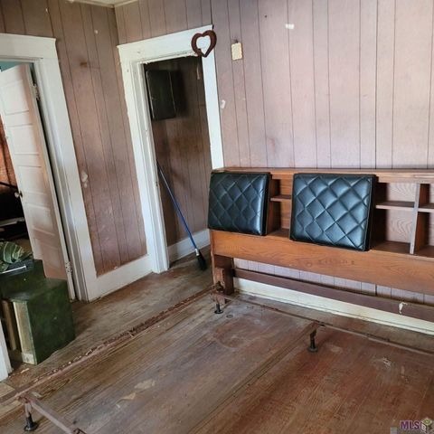 1142 Columbus Dunn Dr, Baton Rouge, LA 70802