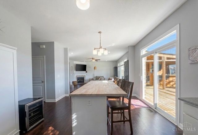 196 W Decatur Lane, Loveland, OH 45140