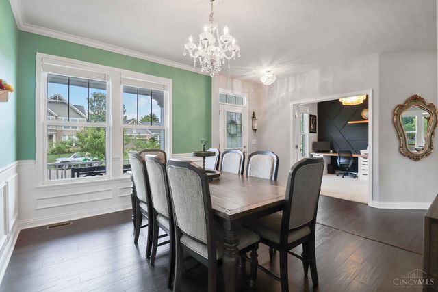 196 W Decatur Lane, Loveland, OH 45140