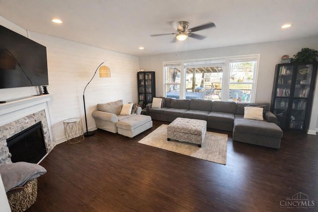 196 W Decatur Lane, Loveland, OH 45140