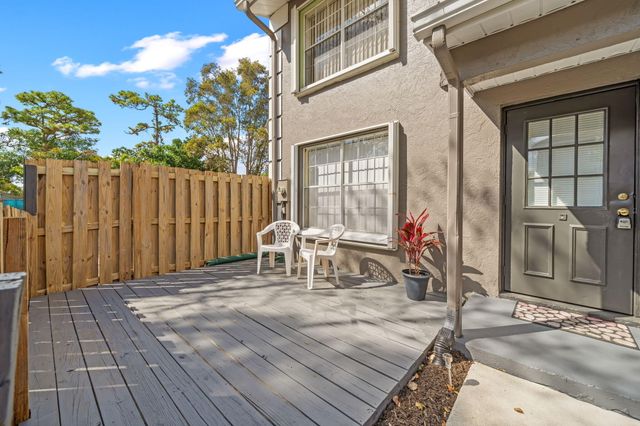 5130 Society Place W H, West Palm Beach, FL 33415