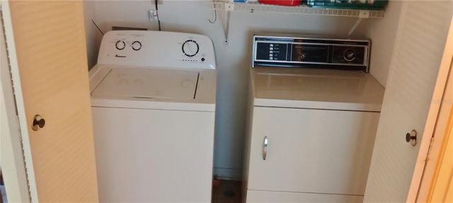 1812 ATRIUM DRIVE, Sun City Center, FL 33573