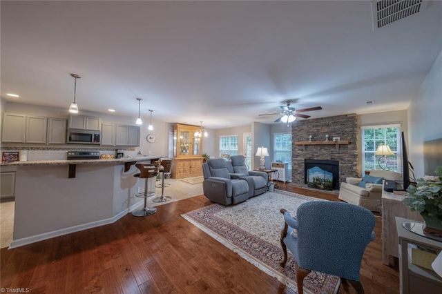 1460 Land Grove Drive, Kernersville, NC 27284