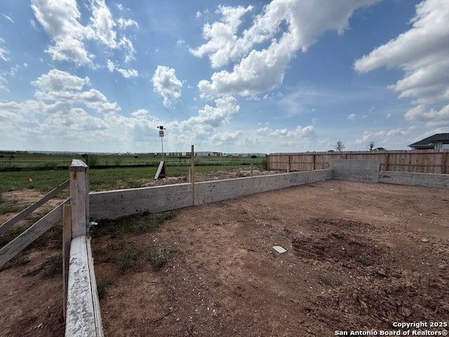 133 Heidi Hill, Castroville, TX 78009