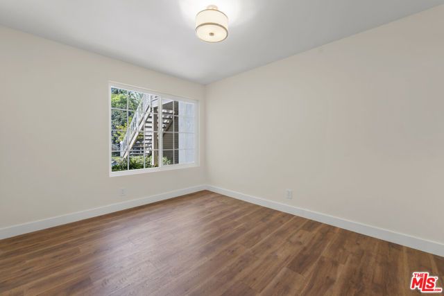 8712 Chessington Drive 261F, Inglewood, CA 90305