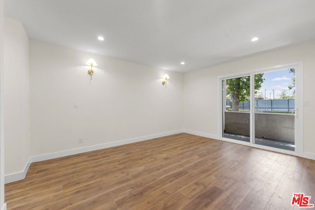8712 Chessington Drive 261F, Inglewood, CA 90305