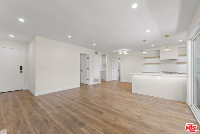 8712 Chessington Drive 261F, Inglewood, CA 90305