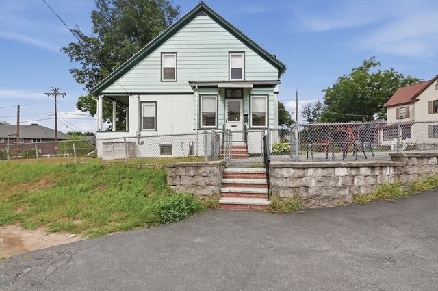 174 Willard Street, Lowell, MA 01850