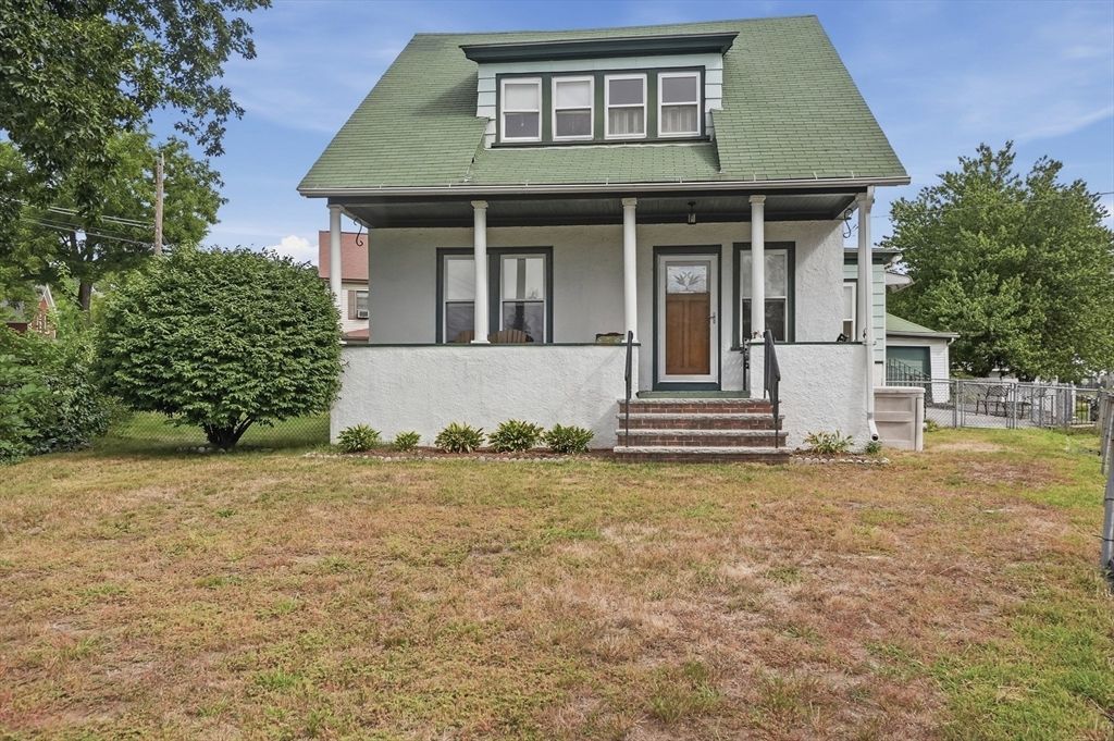 174 Willard Street, Lowell, MA 01850