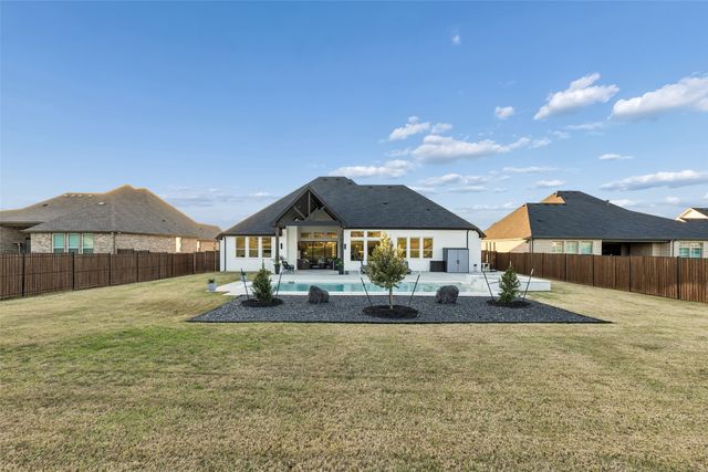 12500 Palmer Drive, Fort Worth, TX 76179