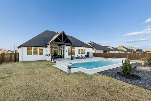 12500 Palmer Drive, Fort Worth, TX 76179