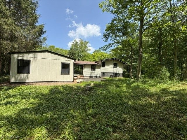 12173 Bradford Drive, Chardon, OH 44024