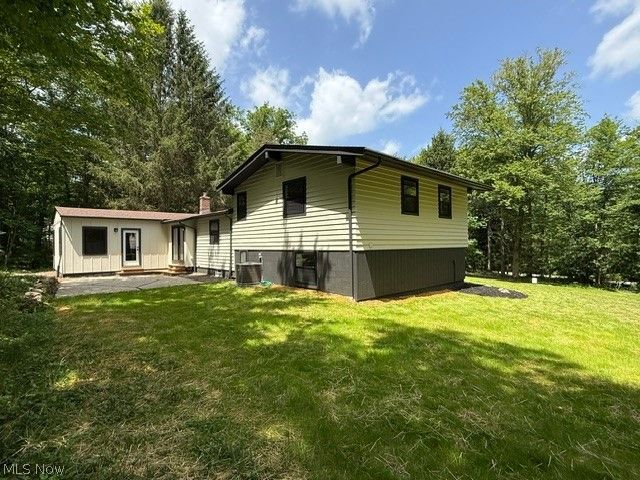 12173 Bradford Drive, Chardon, OH 44024
