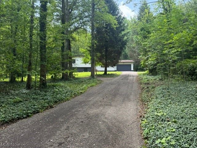 12173 Bradford Drive, Chardon, OH 44024