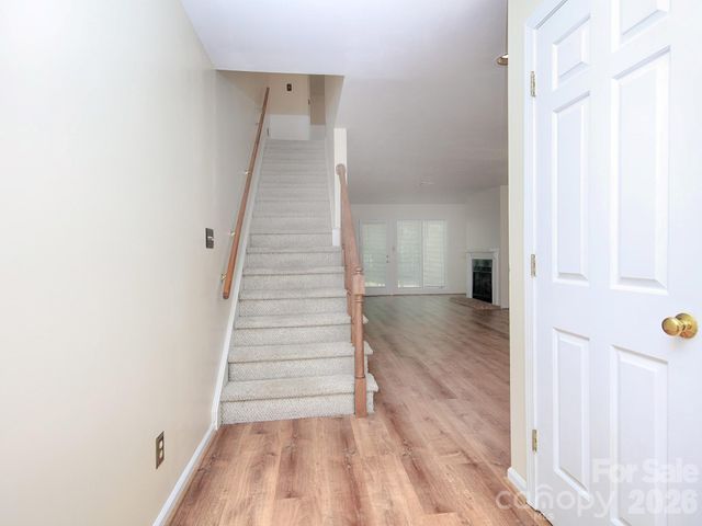 833 Coventry Lane, Statesville, NC 28677