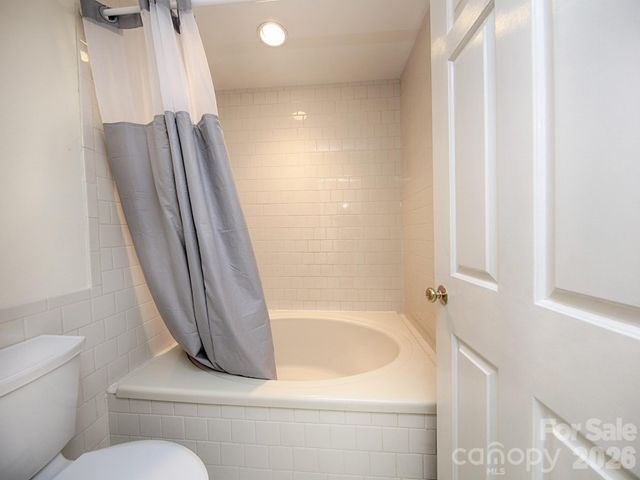 833 Coventry Lane, Statesville, NC 28677
