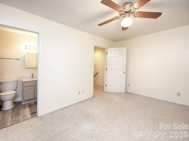 833 Coventry Lane, Statesville, NC 28677