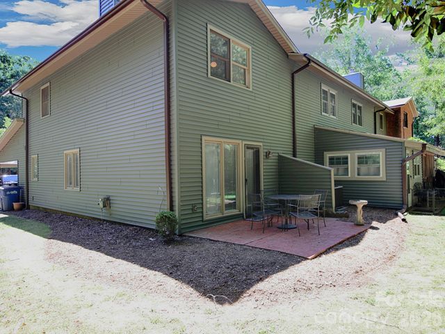 833 Coventry Lane, Statesville, NC 28677