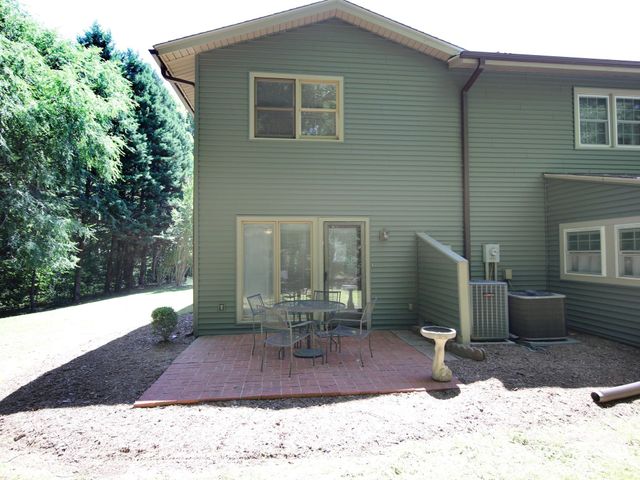 833 Coventry Lane, Statesville, NC 28677