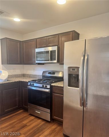 1892 Via Del Rey Court, Las Vegas, NV 89115