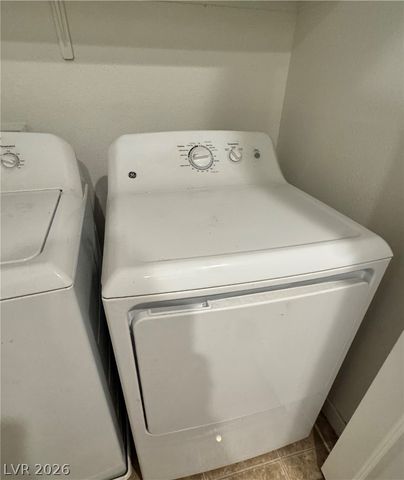 1892 Via Del Rey Court, Las Vegas, NV 89115