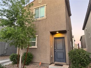 1892 Via Del Rey Court, Las Vegas, NV 89115