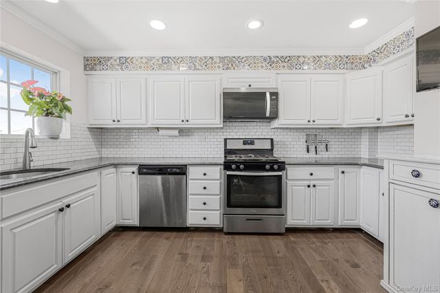 451 E 3rd Street, Mount Vernon, NY 10553