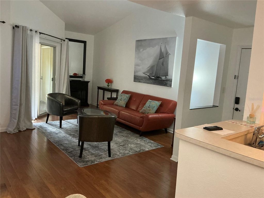 Image 3 of property listing at 1224 S MISSOURI AVENUE 906, Clearwater, FL 33756