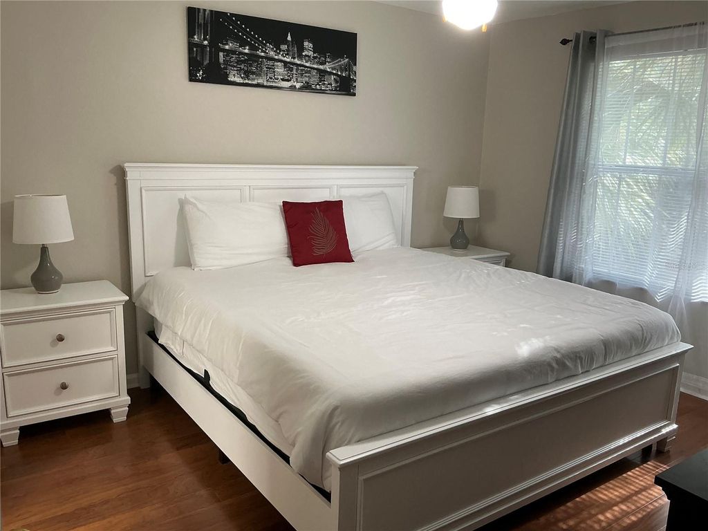 Image 10 of property listing at 1224 S MISSOURI AVENUE 906, Clearwater, FL 33756