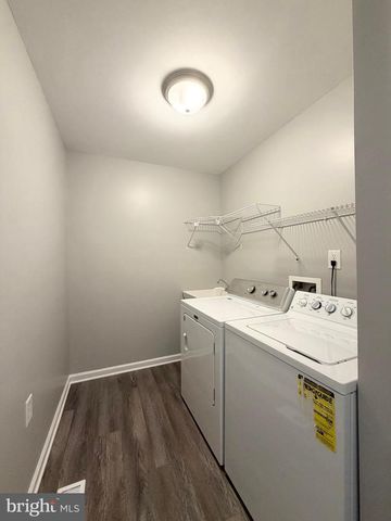 90 PETER RABBIT DR, Ranson, WV 25438