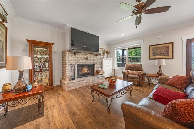 150 Raulston Falls Road, Jasper, TN 37347
