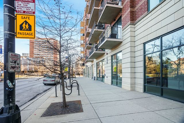 4848 N Sheridan Road, Chicago, IL 60640