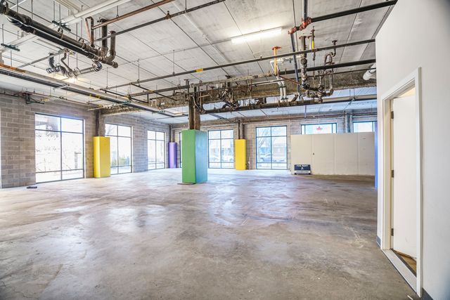 4848 N Sheridan Road, Chicago, IL 60640