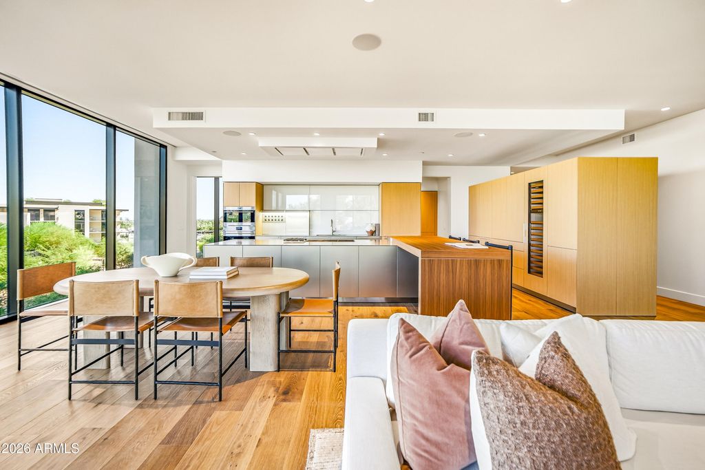 5000 N Camelback Ridge Drive 210, Scottsdale, AZ 85251 — exterior