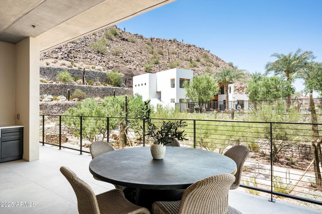 5000 N Camelback Ridge Drive 210, Scottsdale, AZ 85251 — photo 2